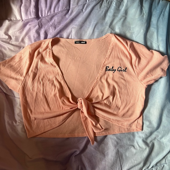 Fashion nova tie crop top - Picture 1 of 4